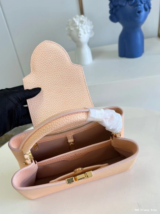 AAA Replica Ru BB LOUIS VUITTON CAPUCINES 0801